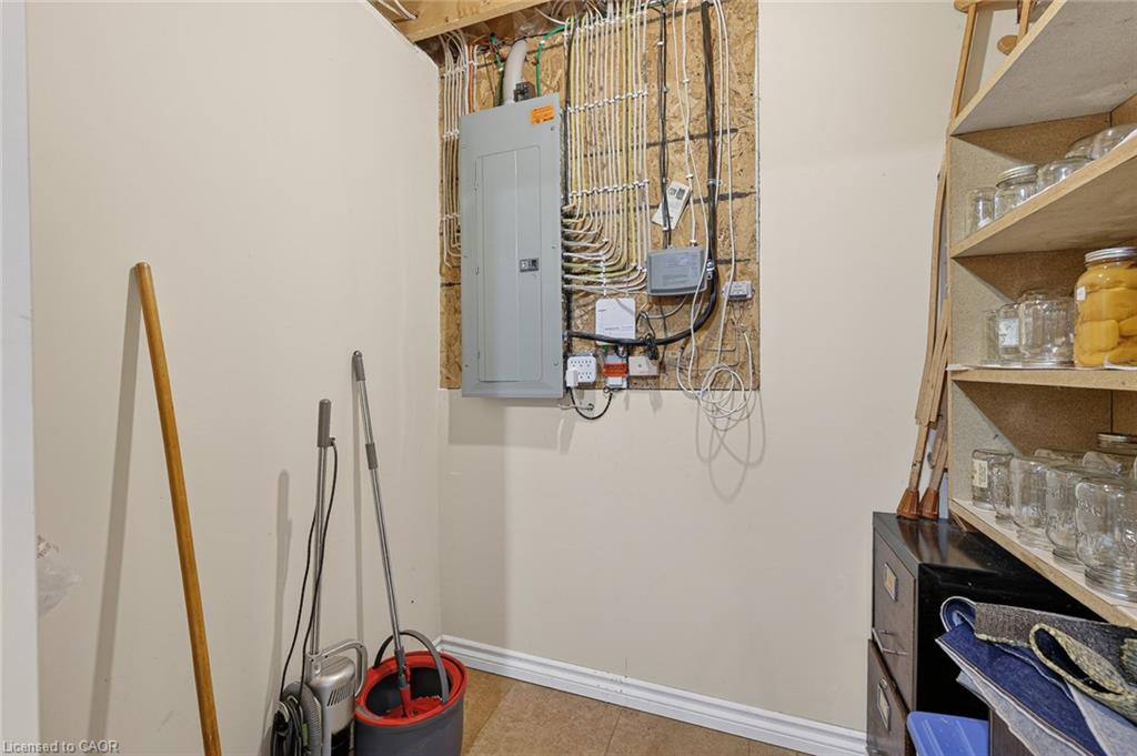 15 Hampden Street Property Photo 29
