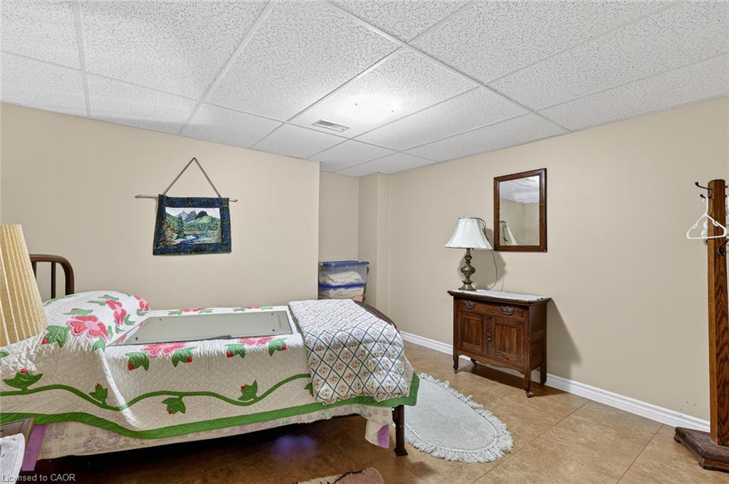 15 Hampden Street Property Photo 35