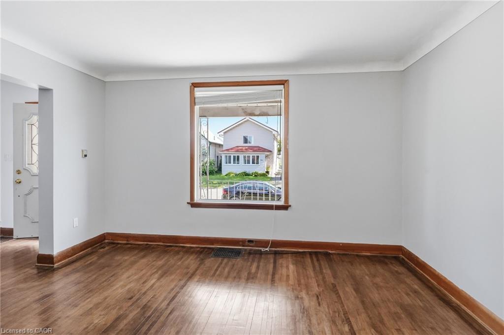 53 Albert Street Property Photo 4