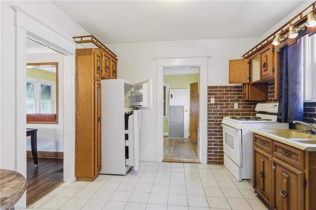 53 Albert Street Property Photo 9
