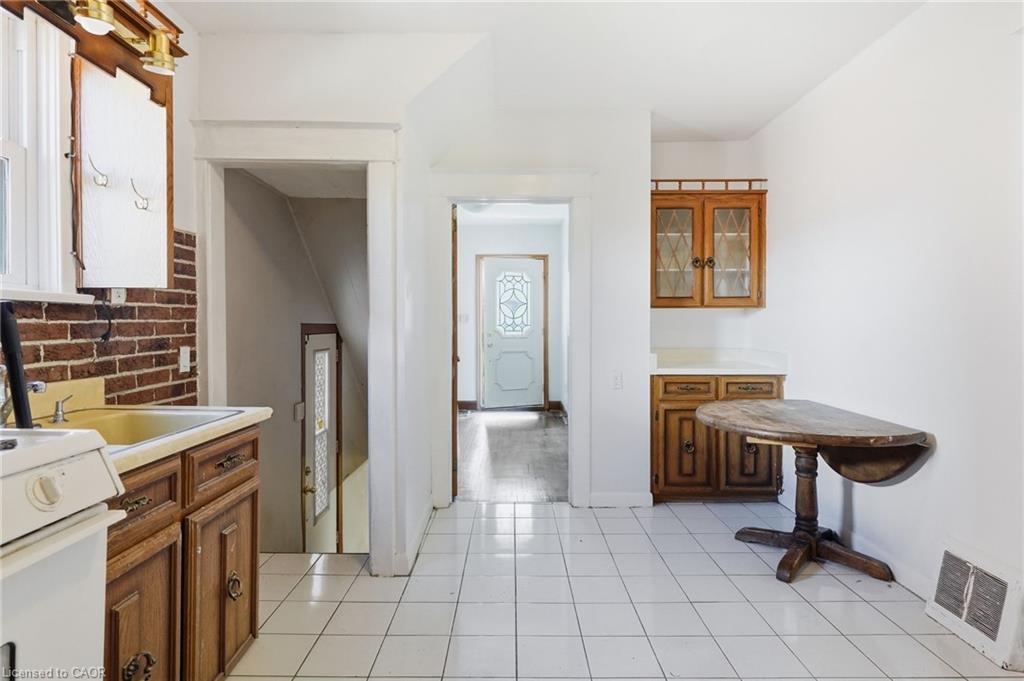 53 Albert Street Property Photo 11