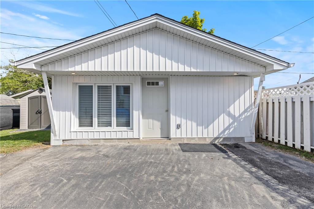 2-362 Gatfield Avenue Property Photo 1