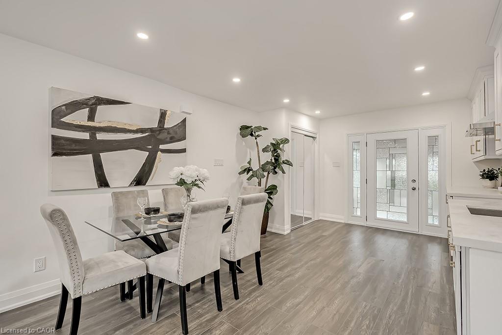 16 Upper Canada Drive Property Photo 10