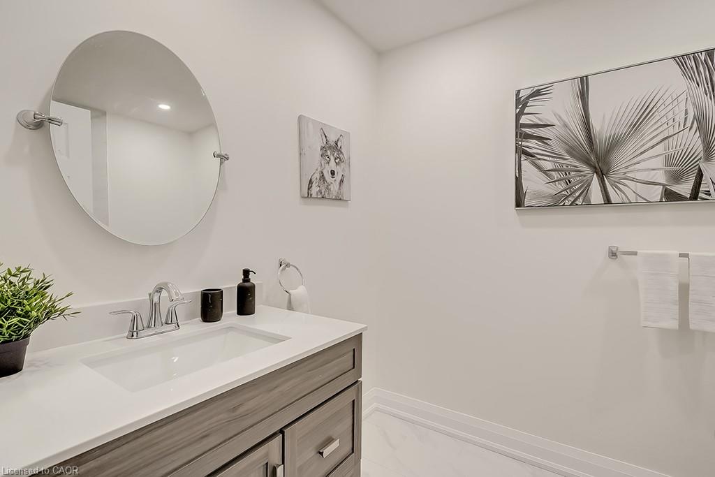 16 Upper Canada Drive Property Photo 32