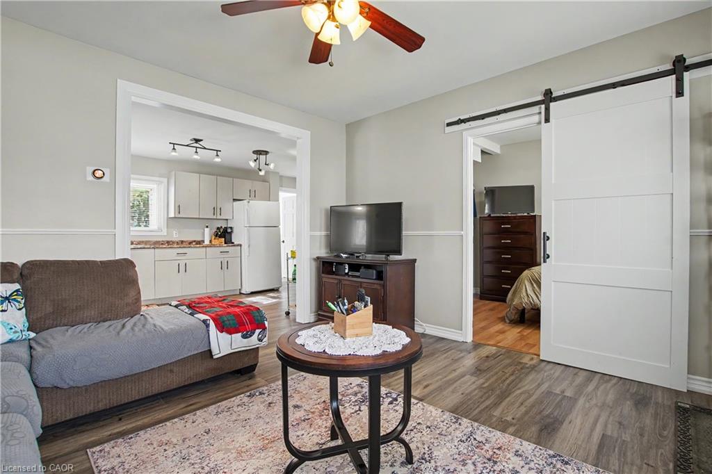 123 Norfolk Avenue Property Photo 6