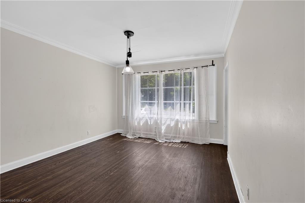 52 Valecrest Drive Property Photo 9