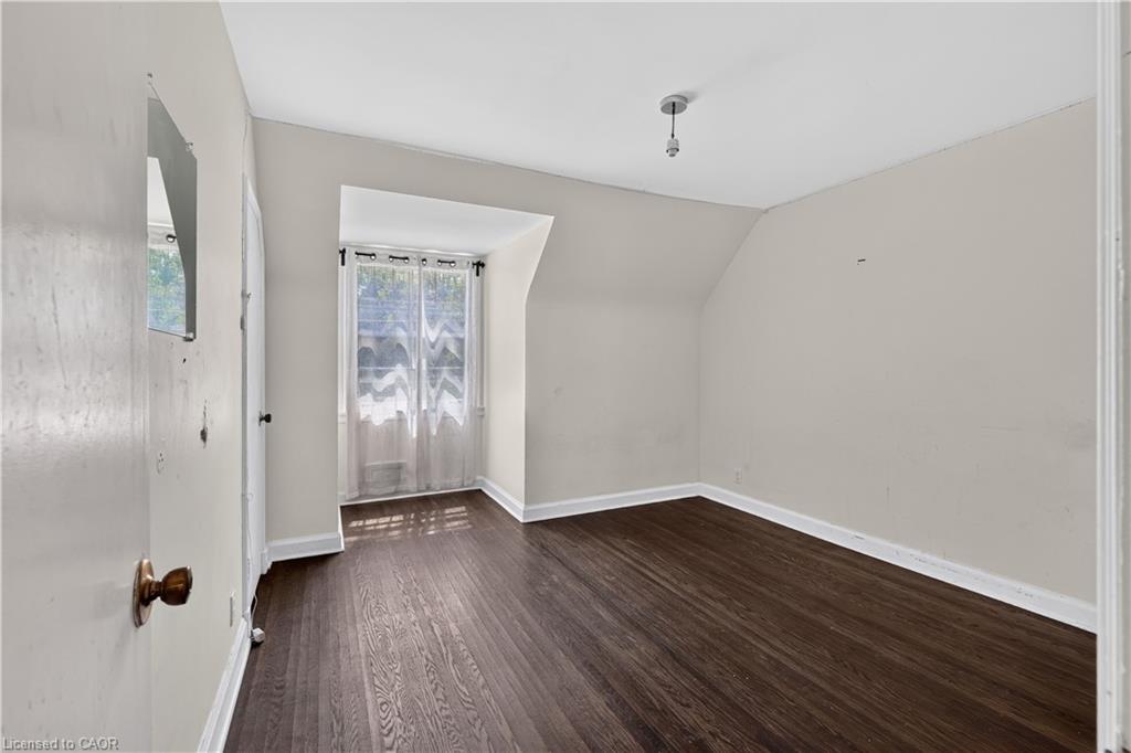 52 Valecrest Drive Property Photo 12