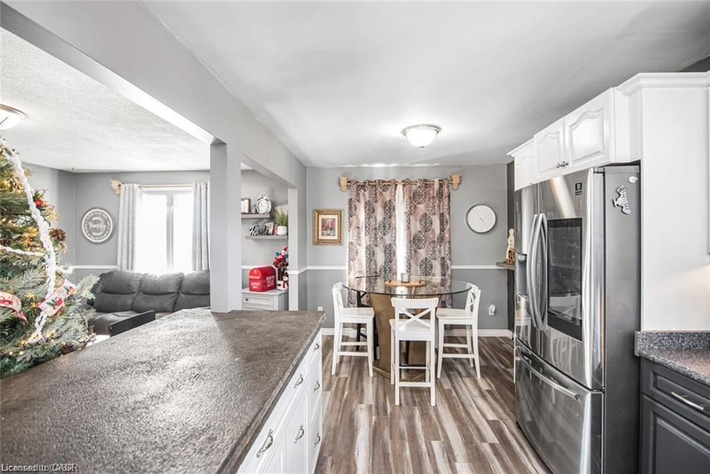 171 Kneider Avenue Property Photo 4