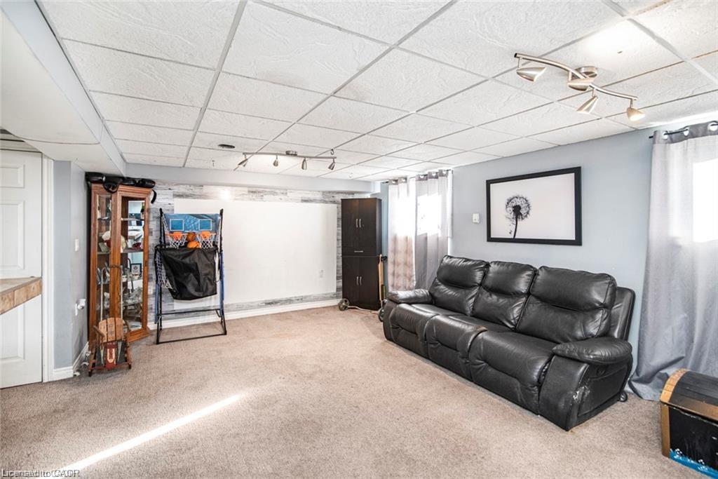 171 Kneider Avenue Property Photo 9