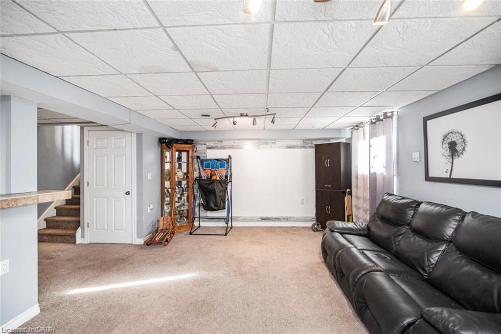 171 Kneider Avenue Property Photo 10