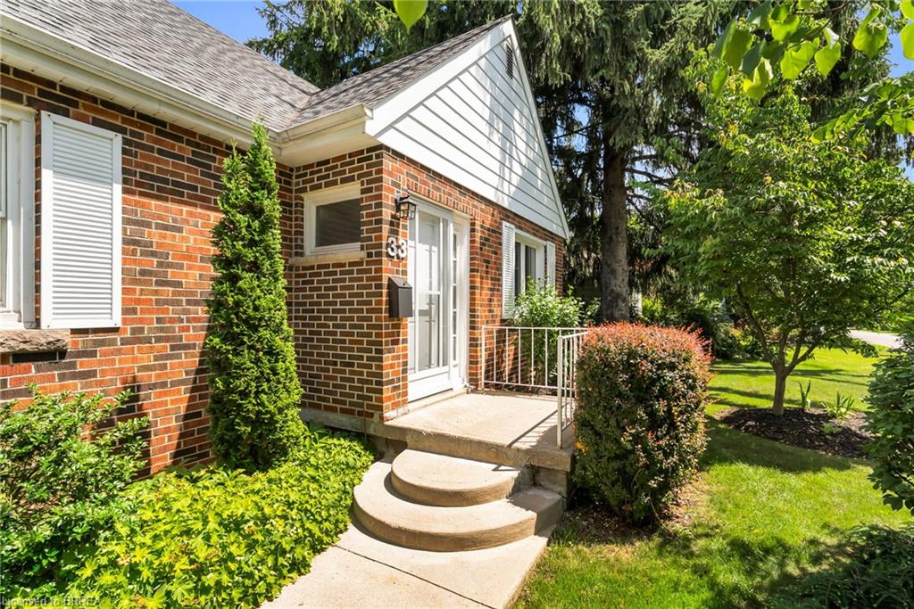 33 Parker Avenue Property Photo 5