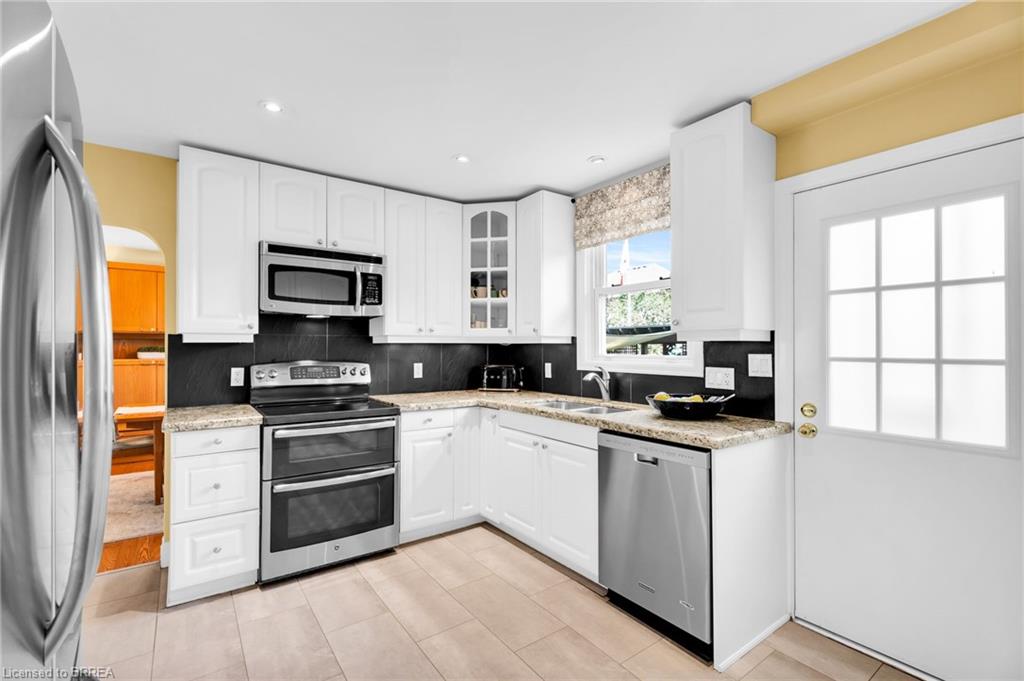 33 Parker Avenue Property Photo 14