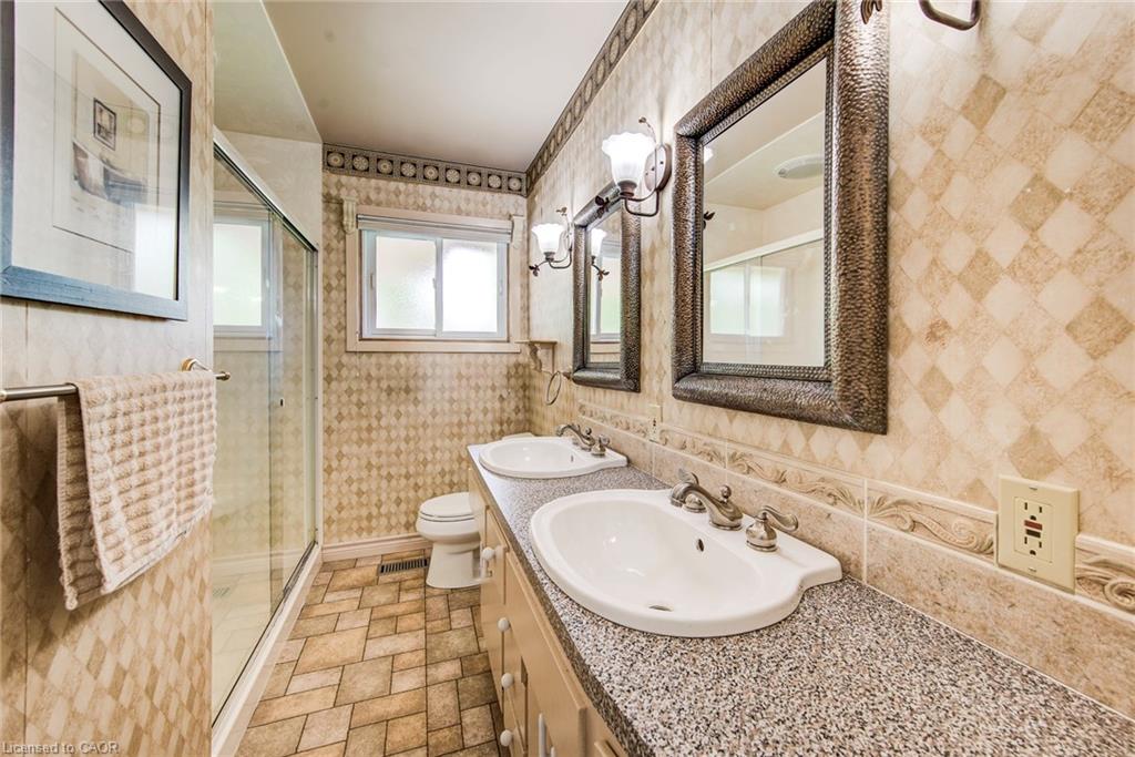 192 Warren Road Property Photo 17