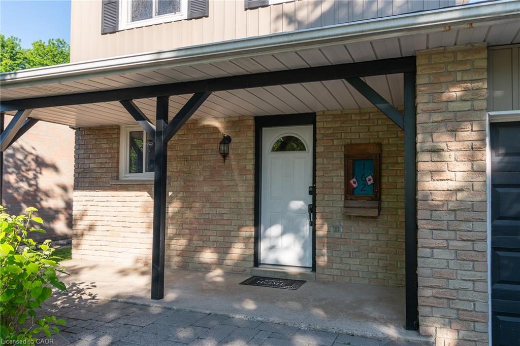 162 Parkside Drive E Property Photo 6