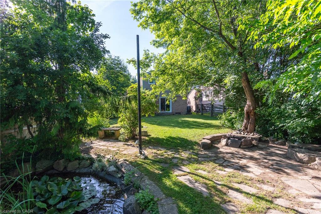 162 Parkside Drive E Property Photo 17