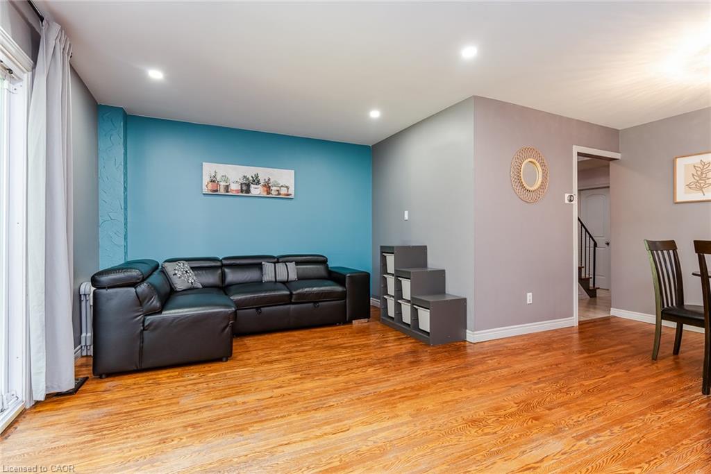 162 Parkside Drive E Property Photo 25