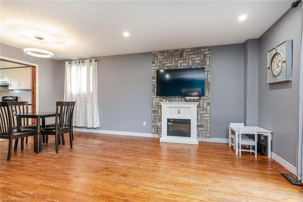 162 Parkside Drive E Property Photo 27