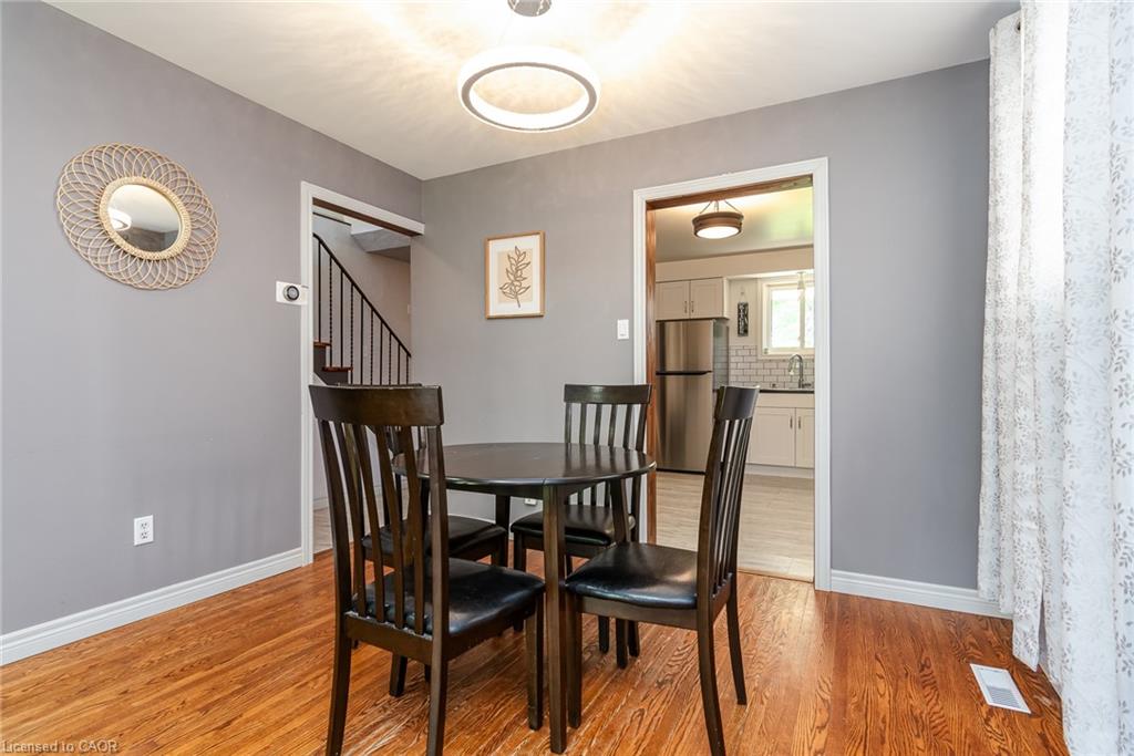 162 Parkside Drive E Property Photo 30