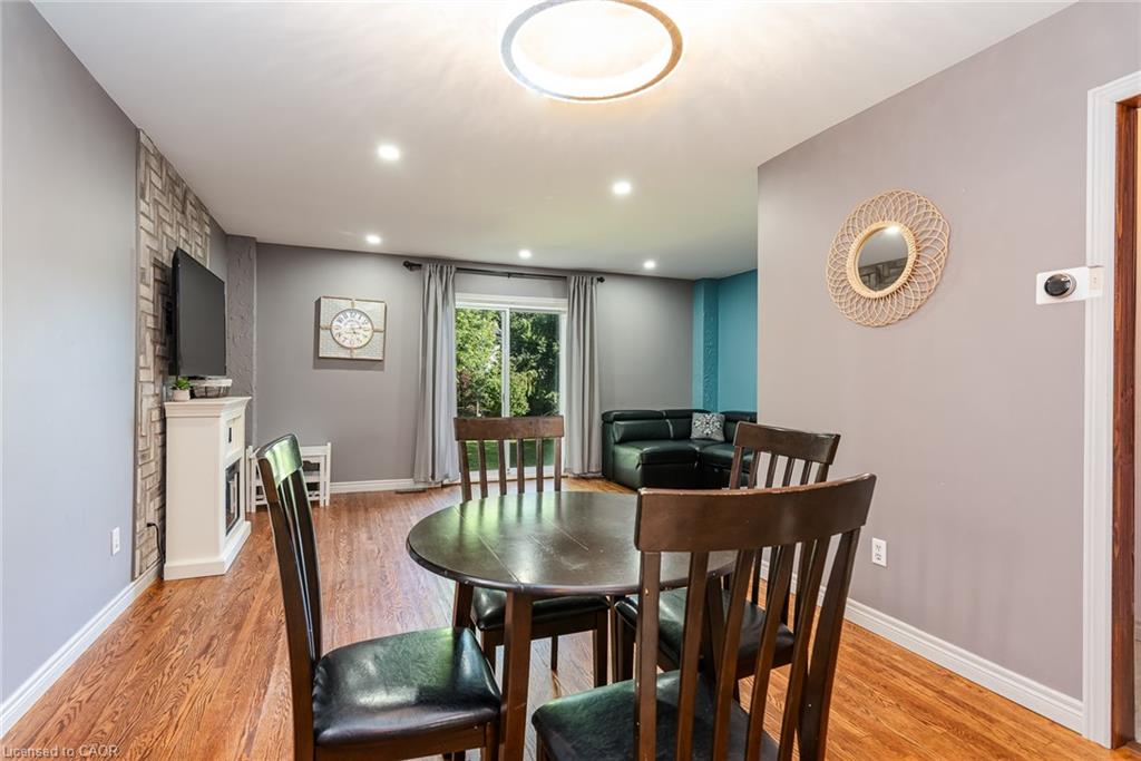 162 Parkside Drive E Property Photo 31
