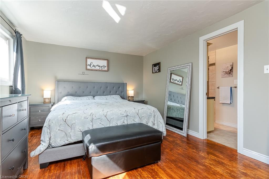 162 Parkside Drive E Property Photo 41