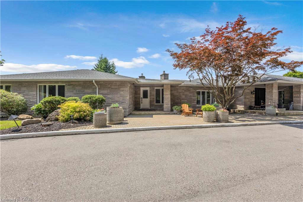 1285 Cockshutt Road Property Photo 2