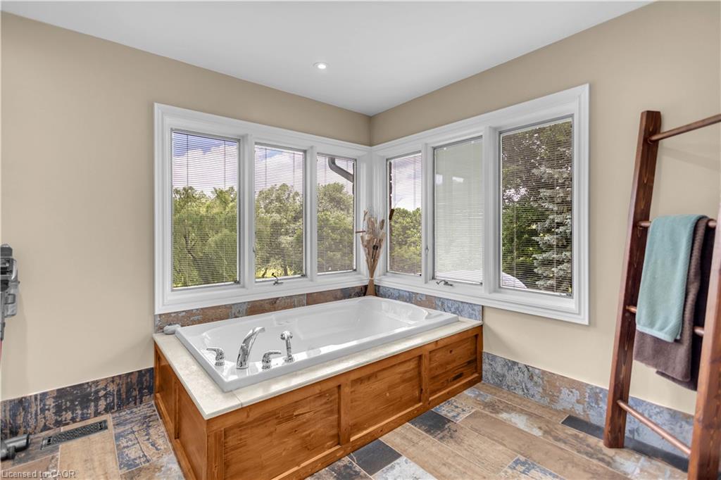 1285 Cockshutt Road Property Photo 20