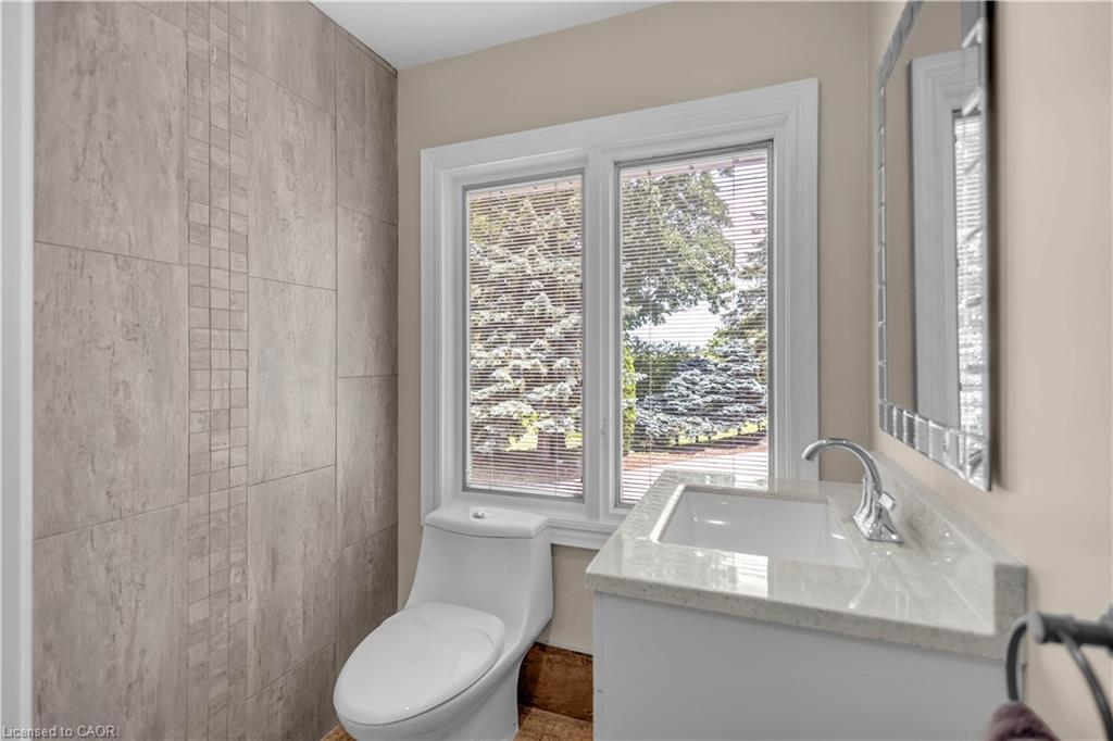 1285 Cockshutt Road Property Photo 21