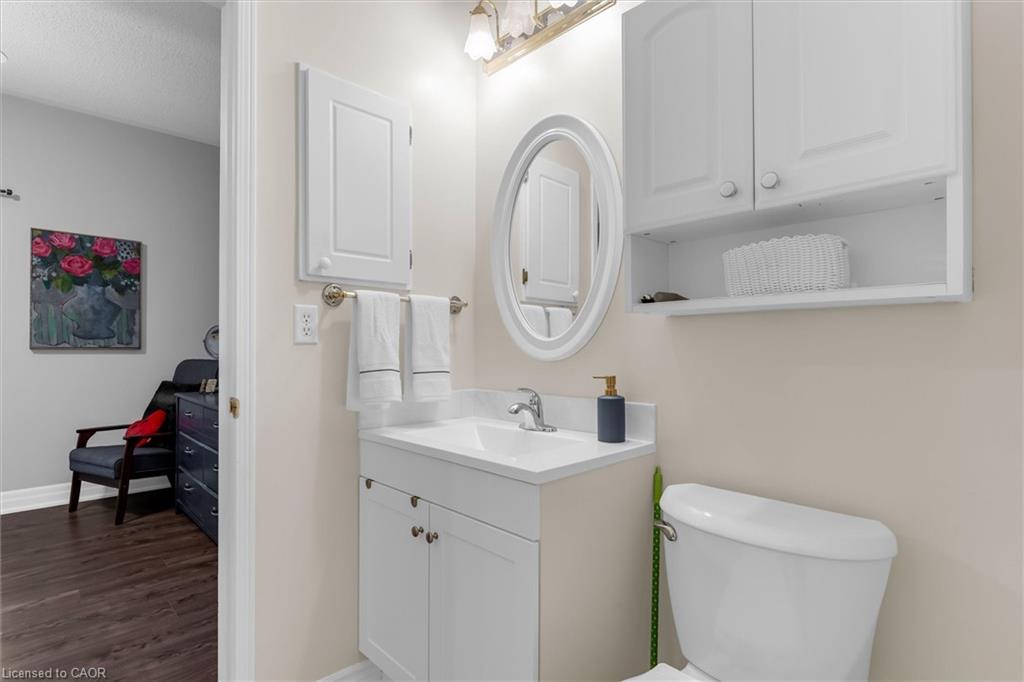 149 Silverbirch Boulevard Property Photo 16