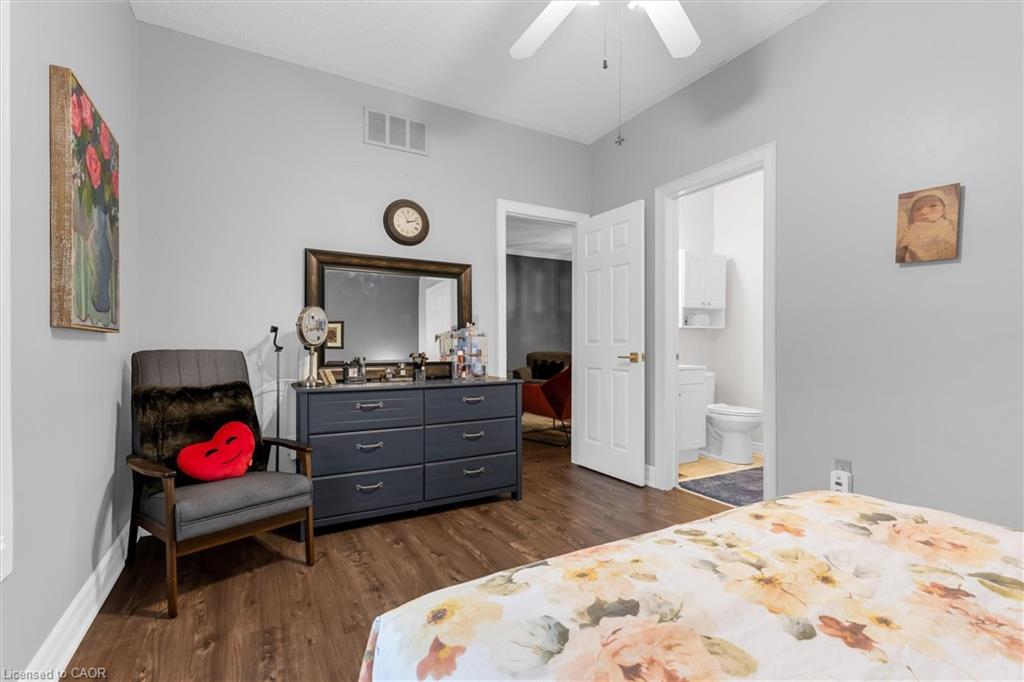 149 Silverbirch Boulevard Property Photo 19