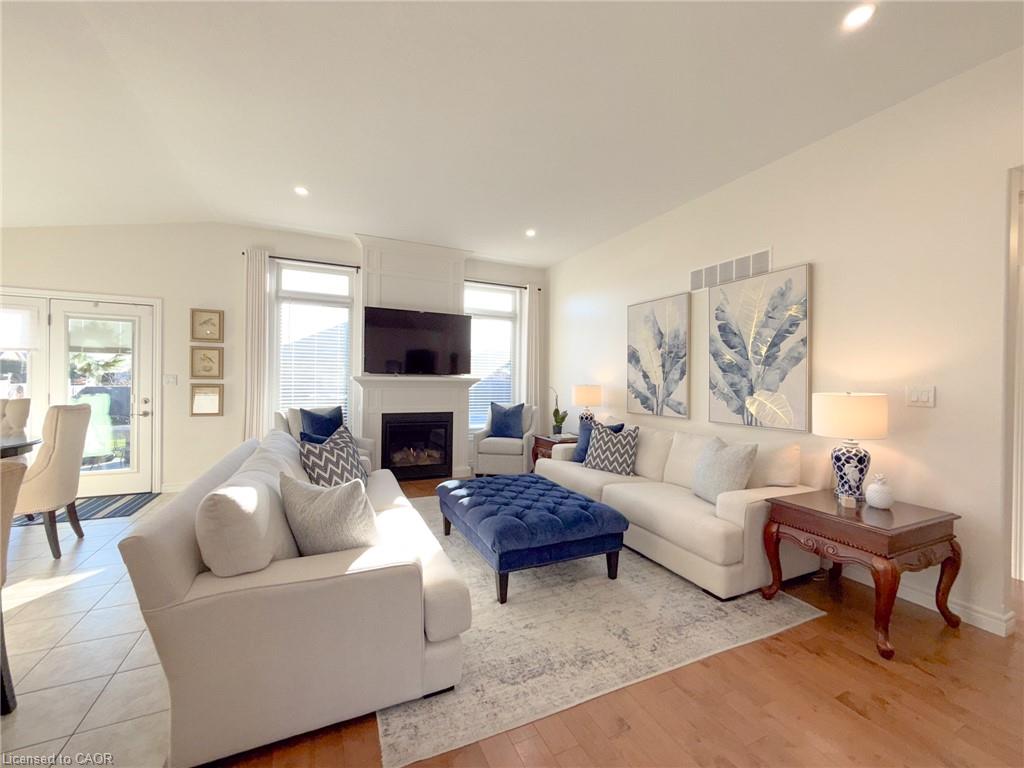 2 Kim Lane Property Photo 15