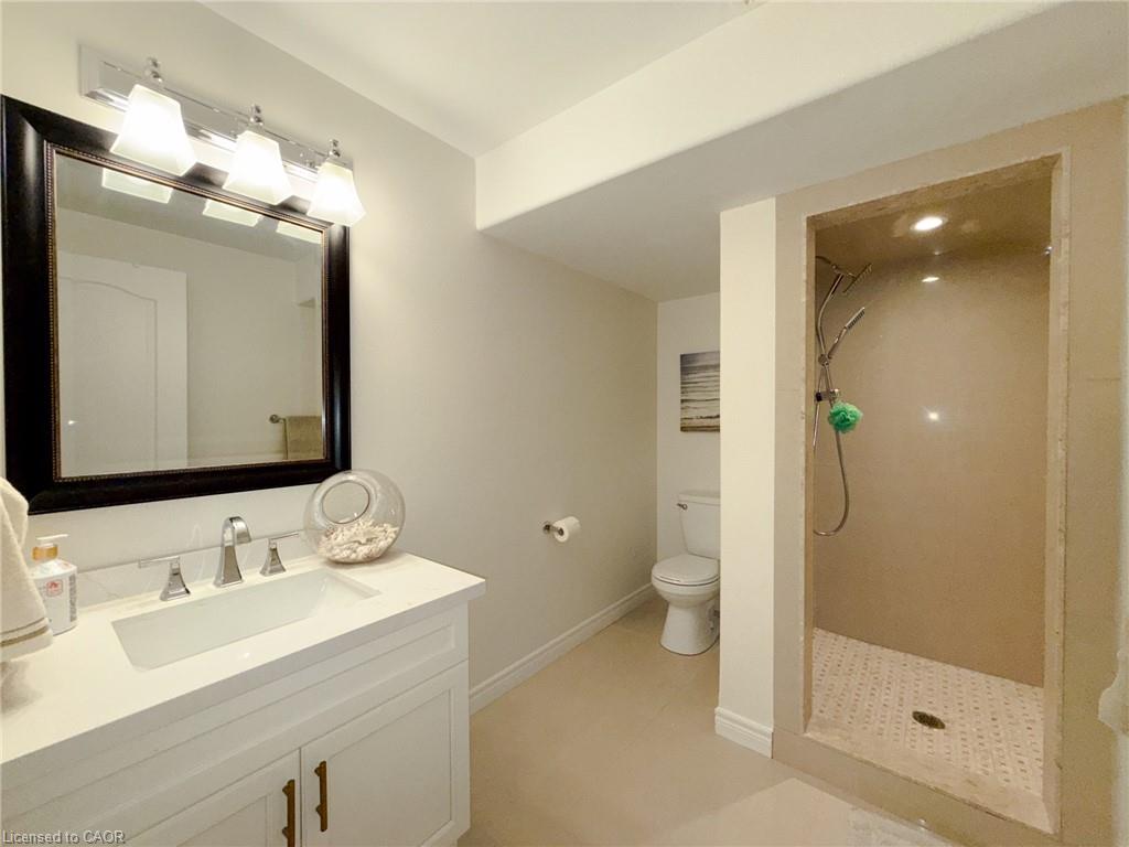 2 Kim Lane Property Photo 35