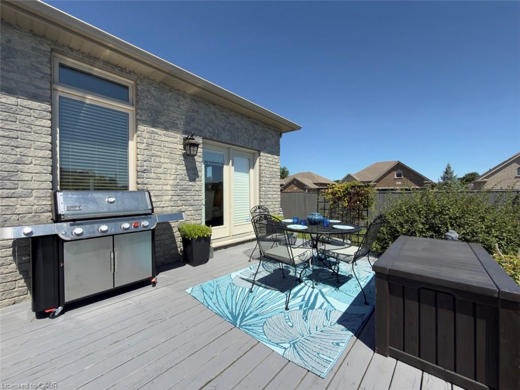 2 Kim Lane Property Photo 42
