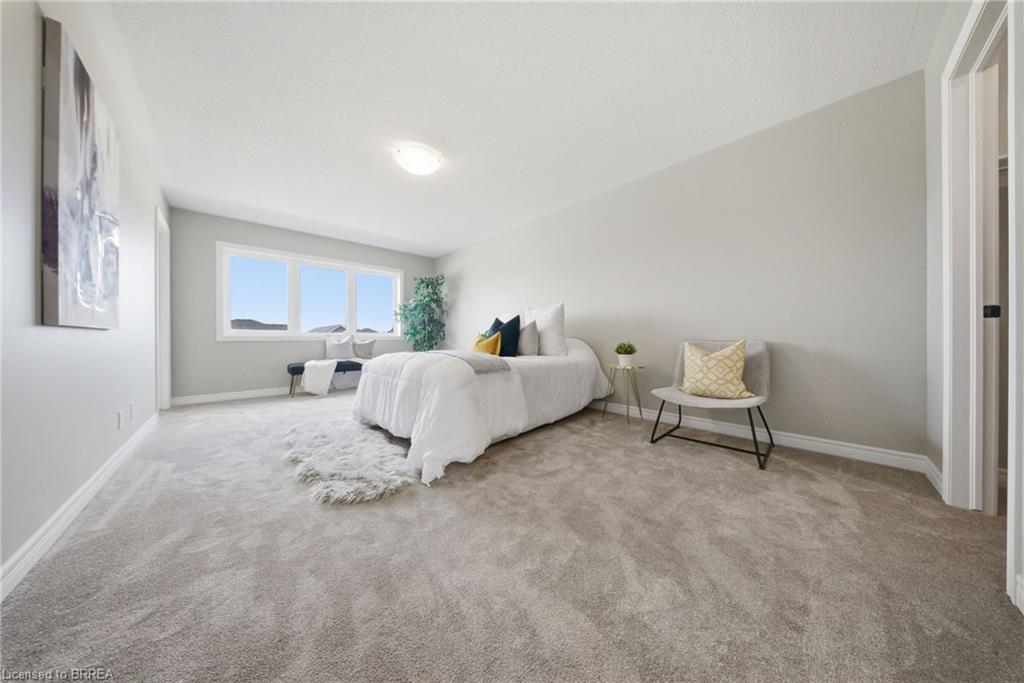 251 Lafayette Street E Property Photo 9