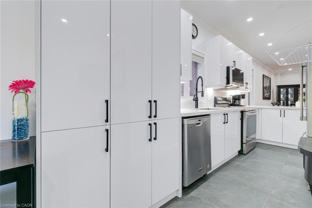 33 Panorama Way Property Photo 14