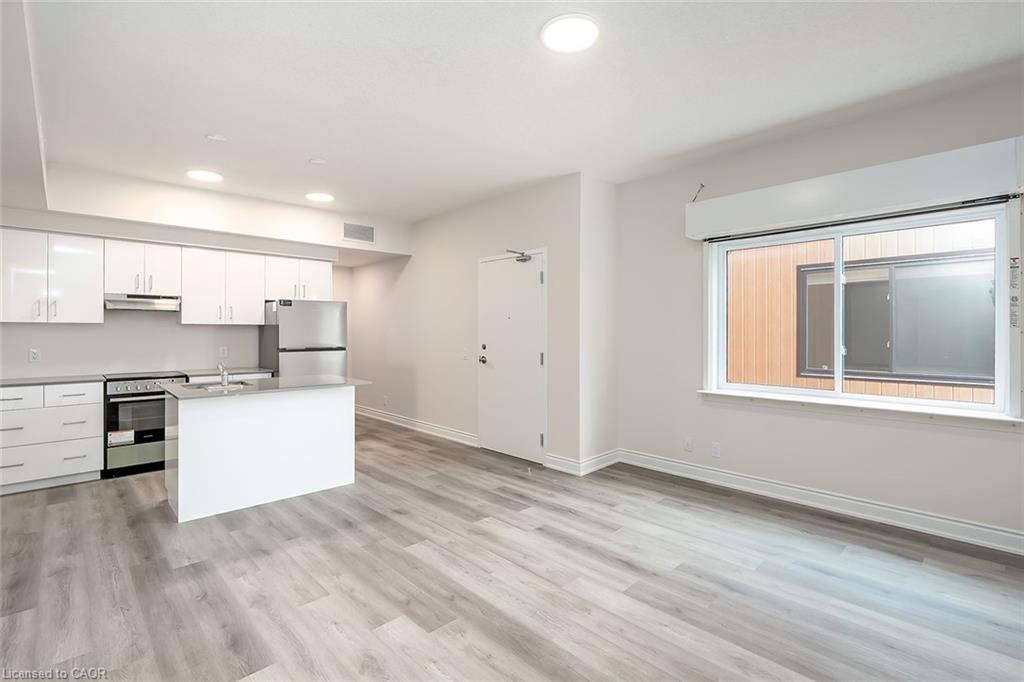 3a-259 King Street E Property Photo 6