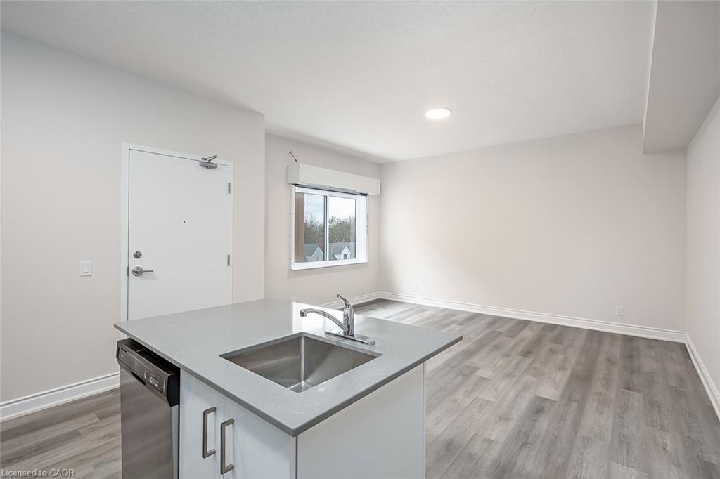 3a-259 King Street E Property Photo 10