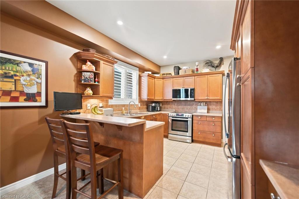 207 Valridge Drive Property Photo 8