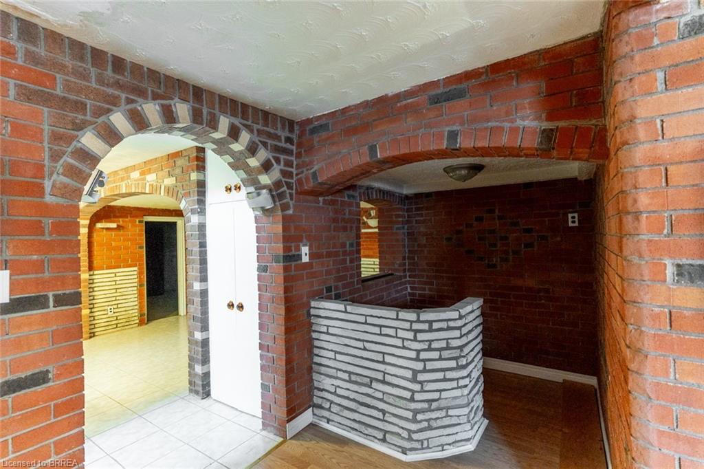 107 Queensway Drive Property Photo 30