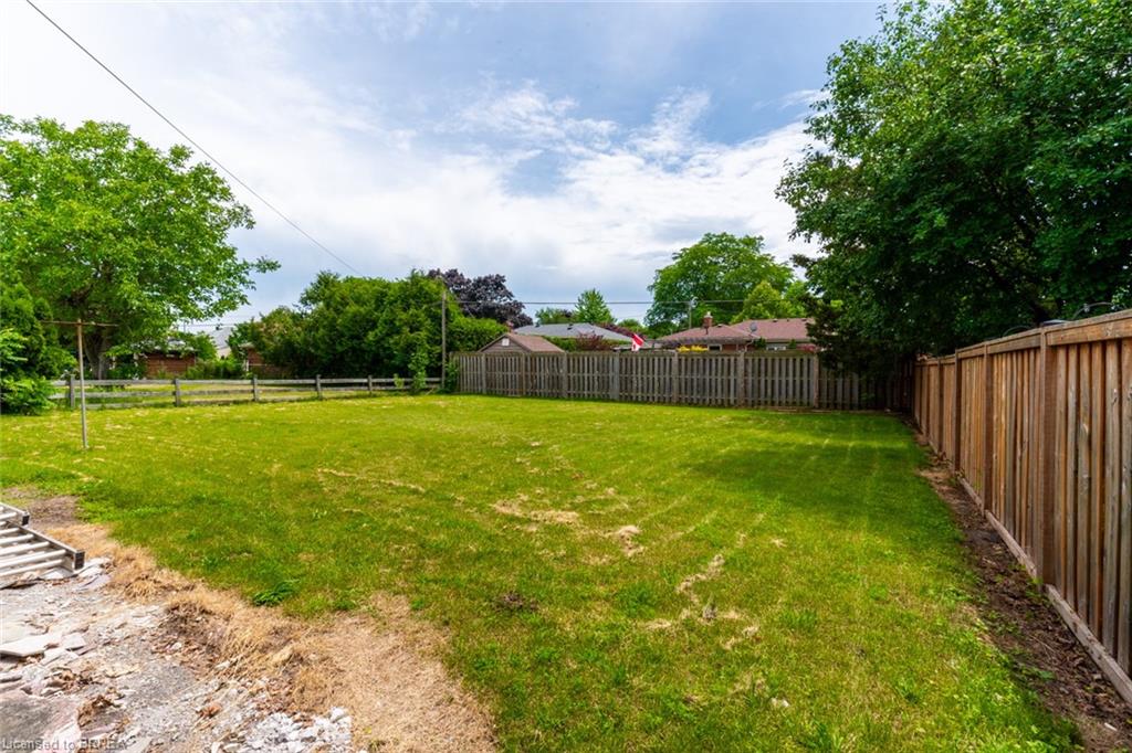107 Queensway Drive Property Photo 31