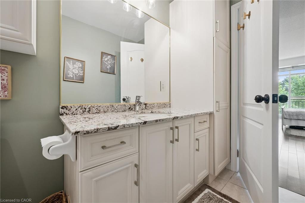 208-34 Plains Road E Property Photo 22