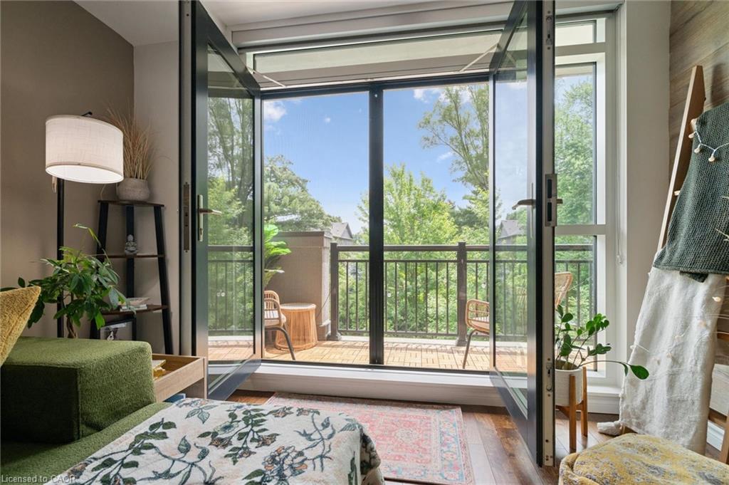 208-34 Plains Road E Property Photo 25