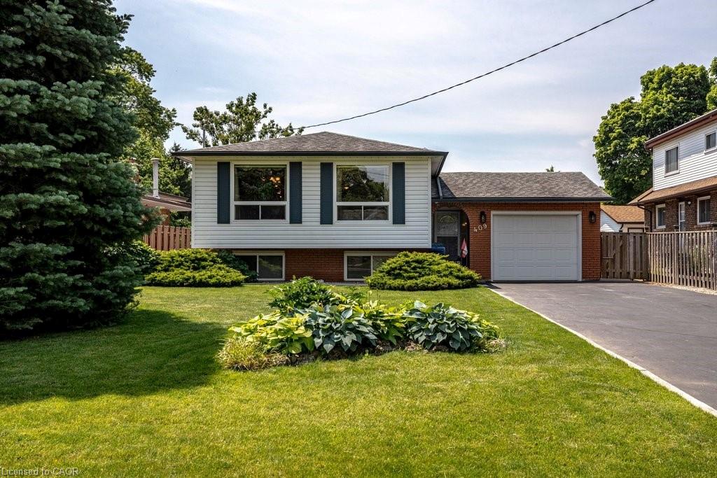 409 Mohawk Road W Property Photo 2