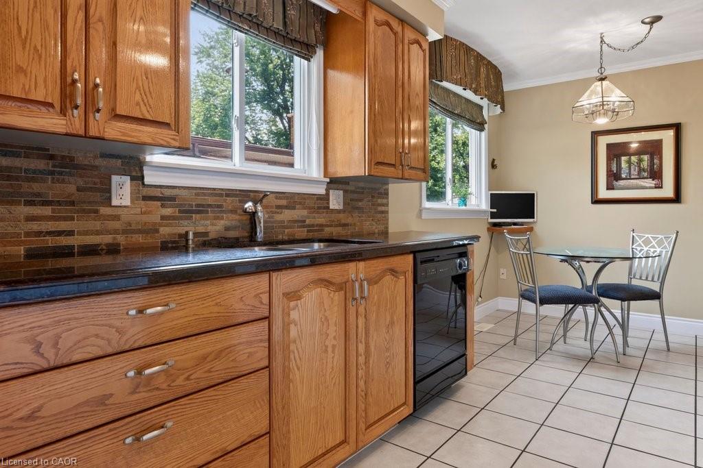 409 Mohawk Road W Property Photo 14