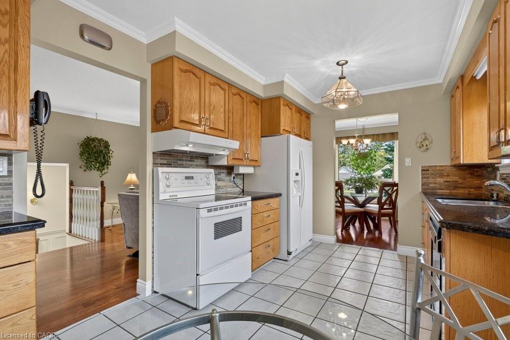 409 Mohawk Road W Property Photo 16