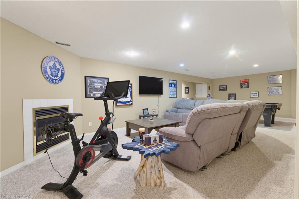 56 Windrush Trail Property Photo 33