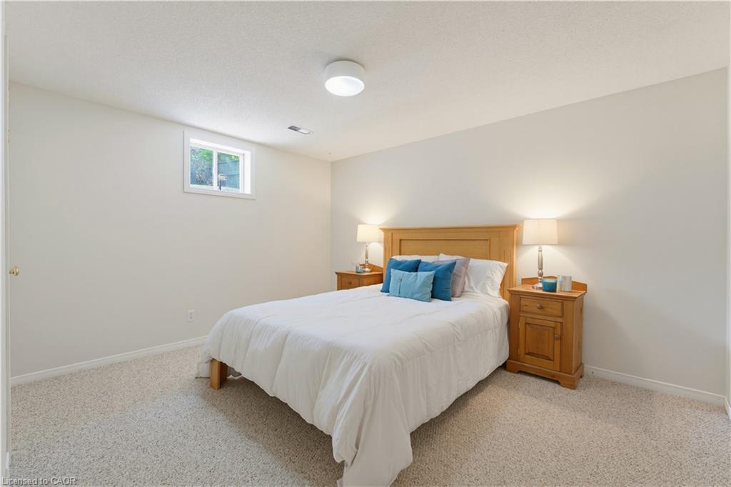 56 Windrush Trail Property Photo 35