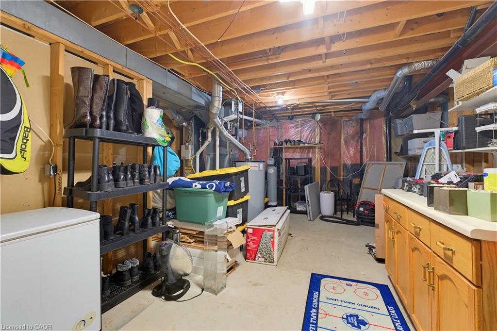56 Windrush Trail Property Photo 38