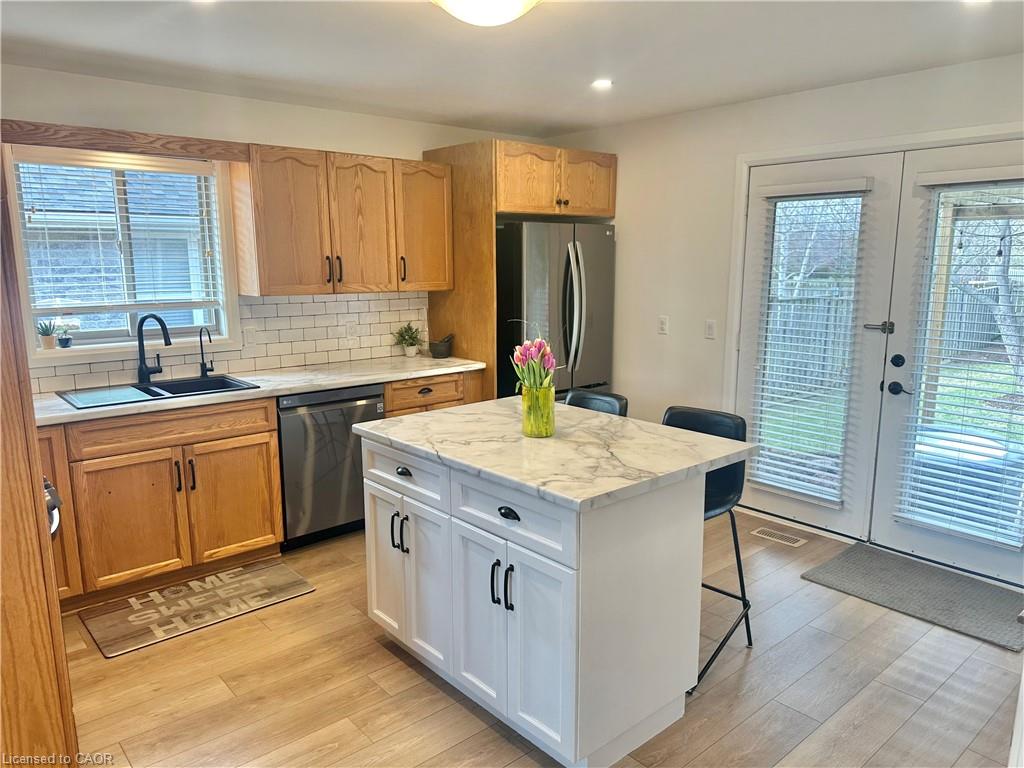 7 Spruce Grove Court Property Photo 11