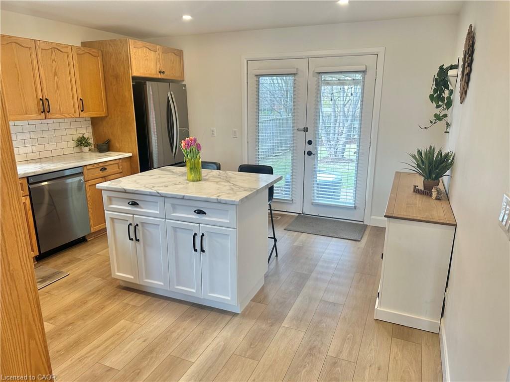 7 Spruce Grove Court Property Photo 12