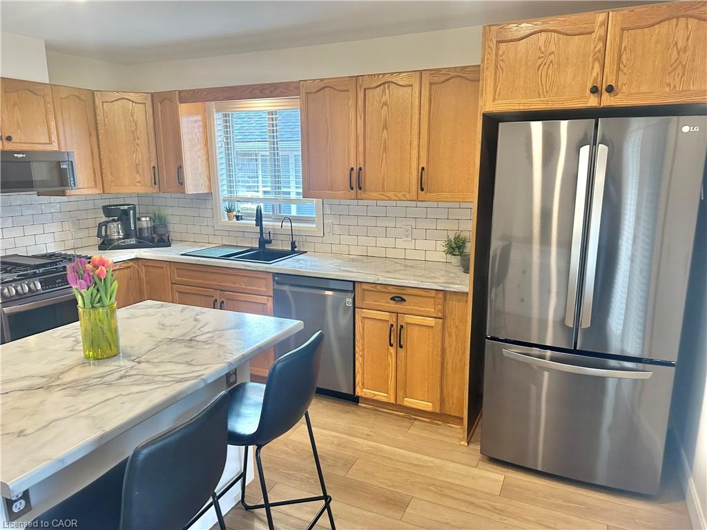 7 Spruce Grove Court Property Photo 16